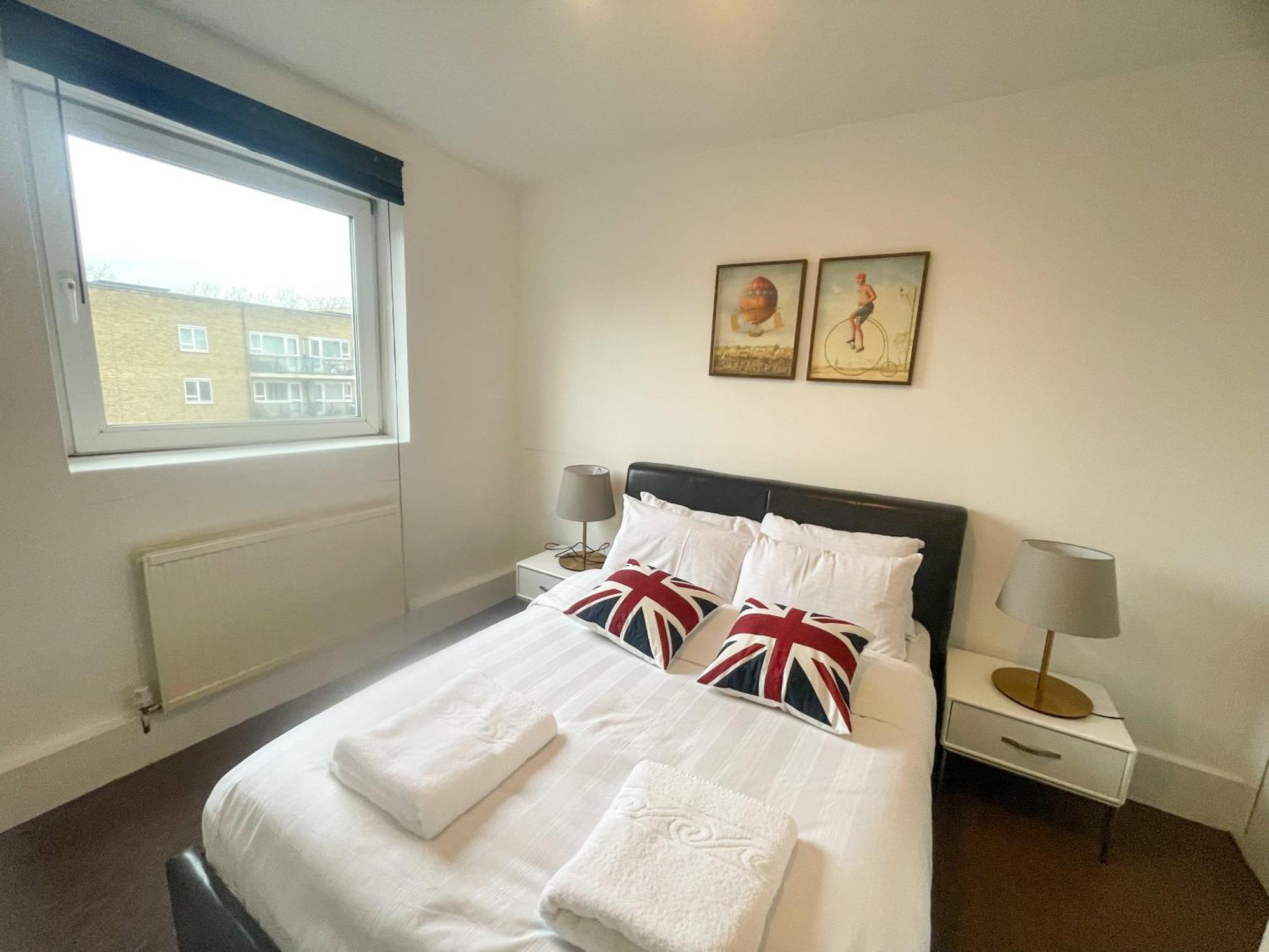 Flat F, 266 Bethnal Road Апартаменты